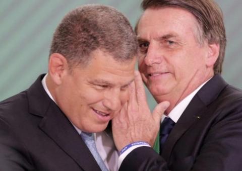 Magoado, Bebianno não vai poupar filho de Bolsonaro, dizem interlocutores