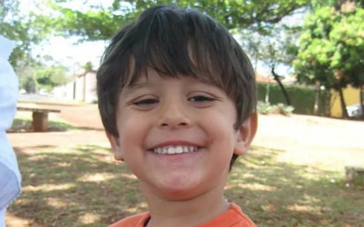 Mãe do menino Joaquim responderá por homicídio doloso