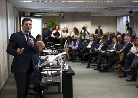 Moro vai ao Congresso entregar Projeto de Lei Anticrime