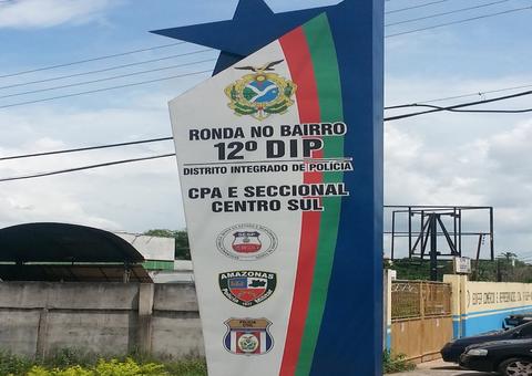 Após roubo, assaltante atrapalhado cai de ônibus e leva surra de passageiros em Manaus