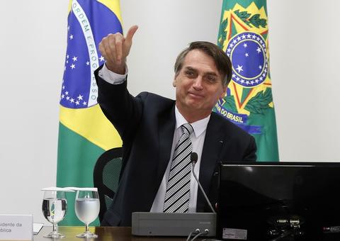 Bolsonaro assina Projeto de Lei Anticrime
