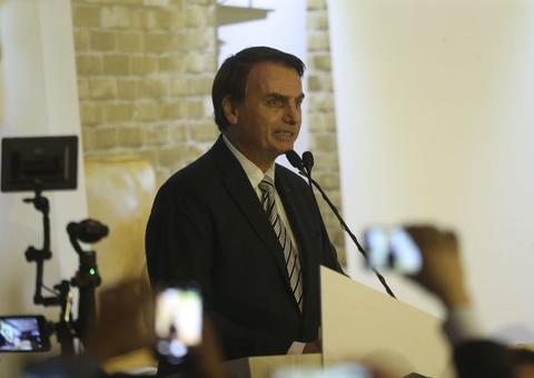 Bolsonaro entrega hoje reforma da Previdência ao Congresso