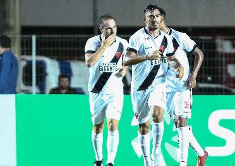 Vasco vence o Serra e avança na Copa do Brasil 