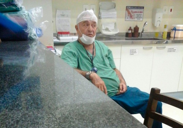 Em Manaus, jovem agredida por médico durante parto revela que está sendo coagida