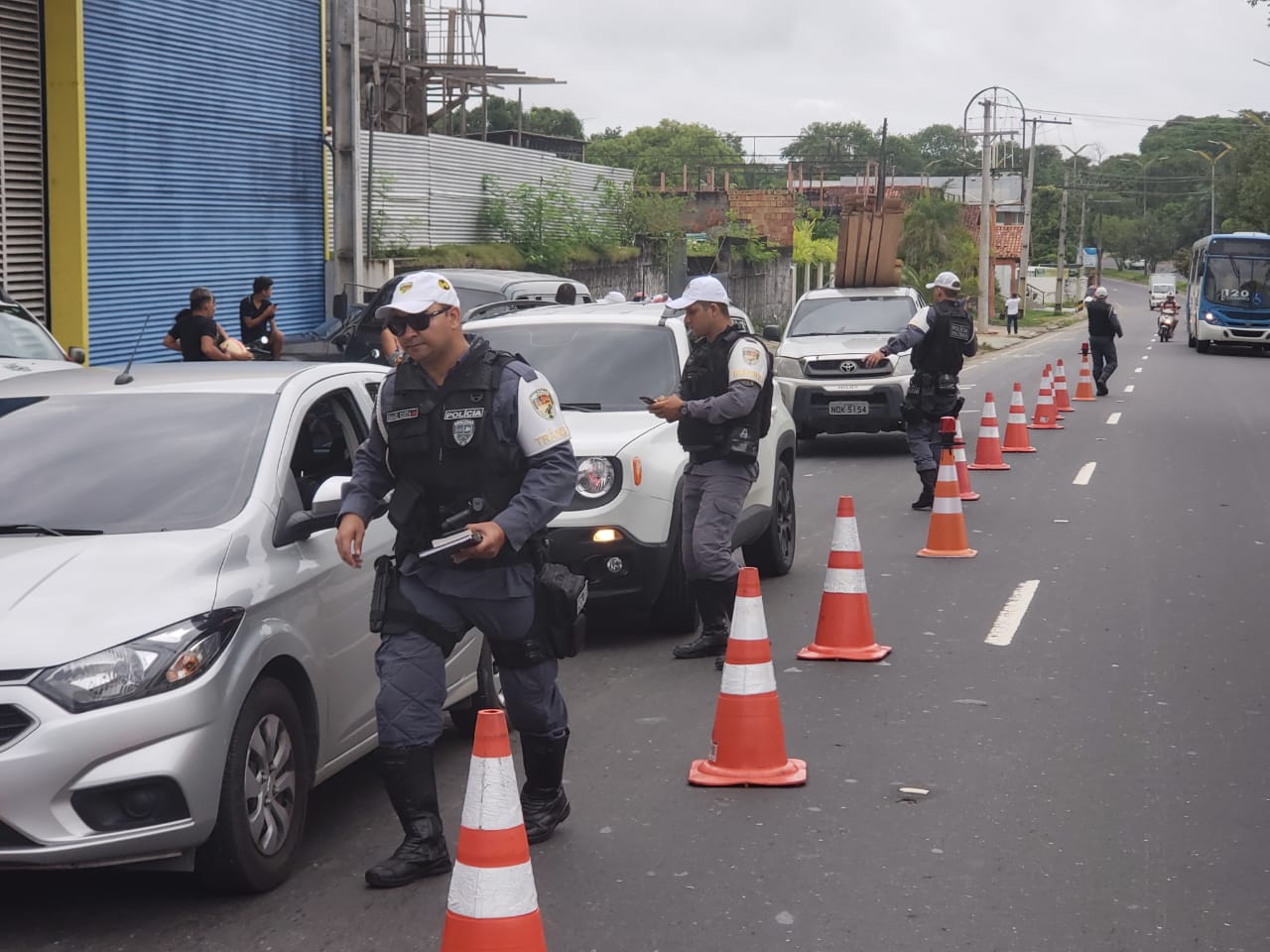 Polícia de Trânsito retirou mais de 800 veículos irregulares de circulação em Manaus
