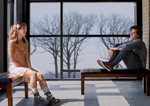  A Cinco Passos de Você ganha novo trailer emocionante. Assista