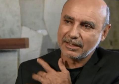 Ex-assessor de Flávio Bolsonaro diz que passava a Queiroz 66% do salário