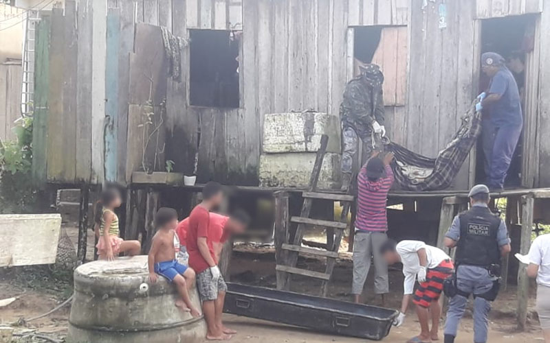 Em Manaus, mulher de feirante morto em casa reconheceu voz de assassino