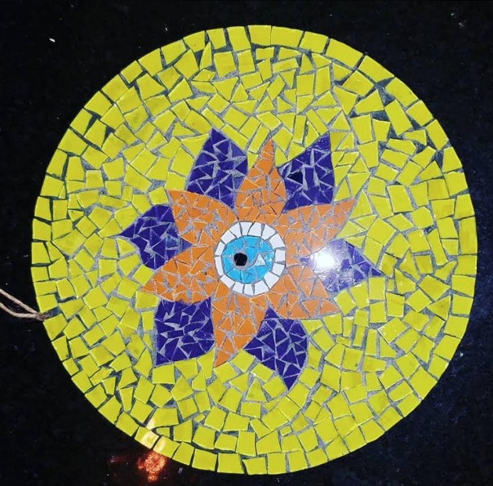 Curso de mosaico usa arte como alternativa para a cura de problemas emocionais