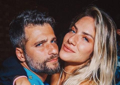 Bruno Gagliasso rebate críticas: ‘Larga um pouquinho dessas fake news’