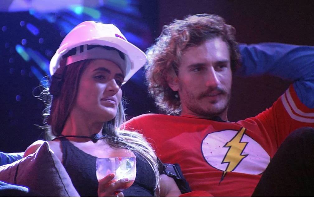 BBB 19: Carol revela interesse em Alan: ‘vou dar um beijo na boca dele’
