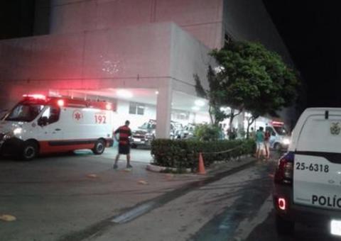 Tiroteio deixa dois homens feridos em rua de Manaus 