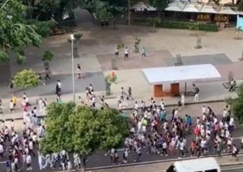 Enfermeiros protestam em Manaus: 'salários atrasados e violência contra os profissionais'