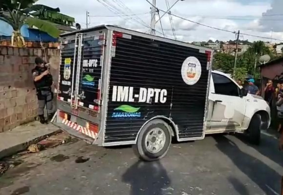 Homem é morto a tiros dentro da própria casa em Manaus