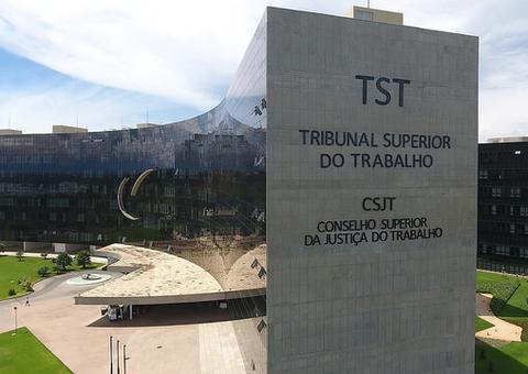 Mulher obrigada a rebolar na frente dos colegas será indenizada, decide TST