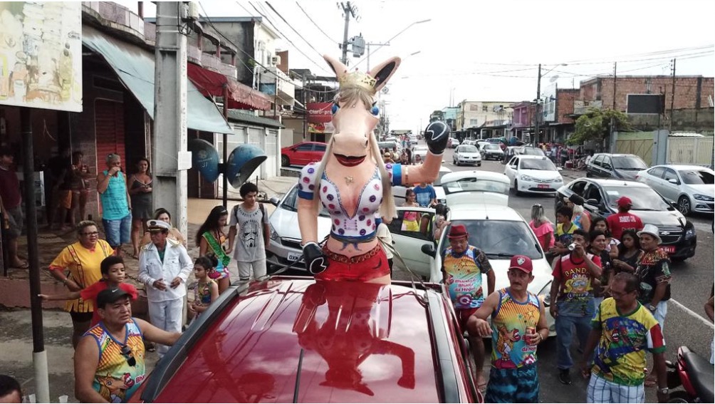 ‘Bhaixa da Hégua’ anima foliões em Manaus