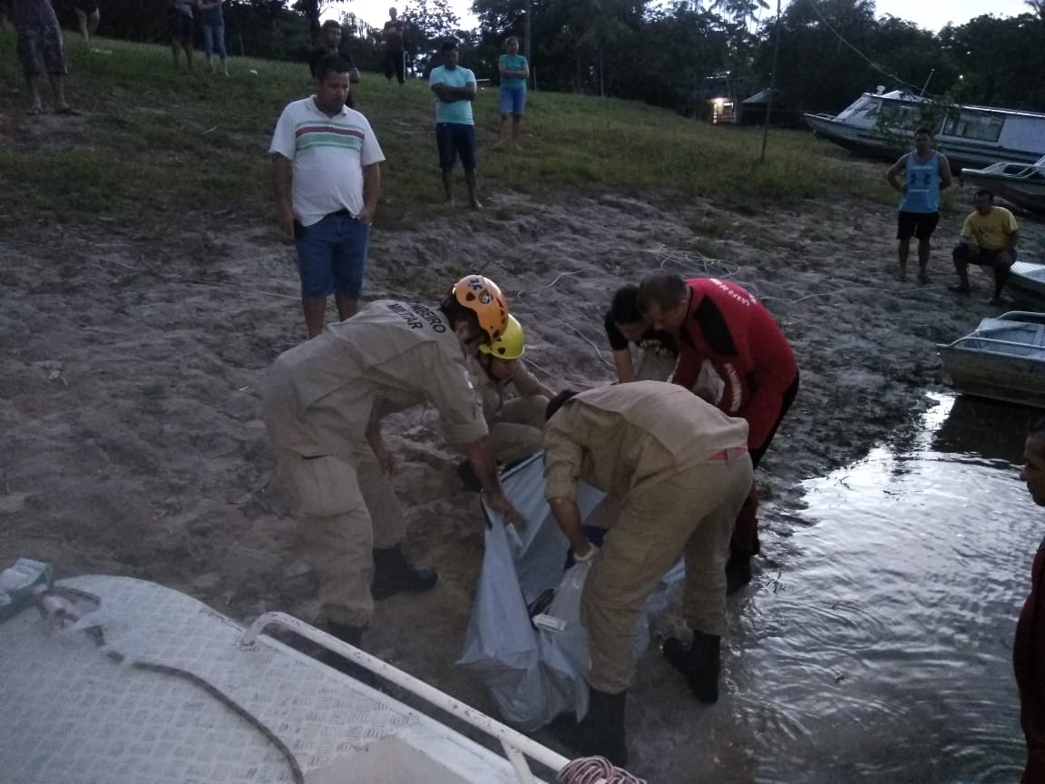 Encontrado corpo de jovem que desapareceu enquanto nadava em Manaus