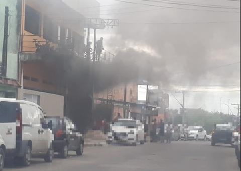 Incêndio causa pânico entre clientes de academia em Manaus