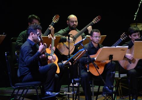 Com trilha de Game of Thrones e medley de Coldplay, Ovam apresenta concerto pop