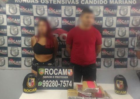 Casal é preso com drogas escondidas dentro de mala em barco no Amazonas