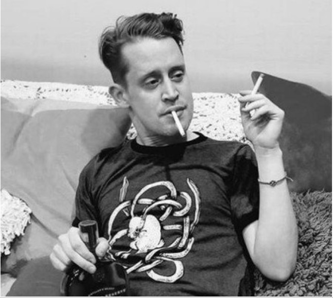 Macaulay Culkin ironiza por não estar no 'in memorian' do Oscar