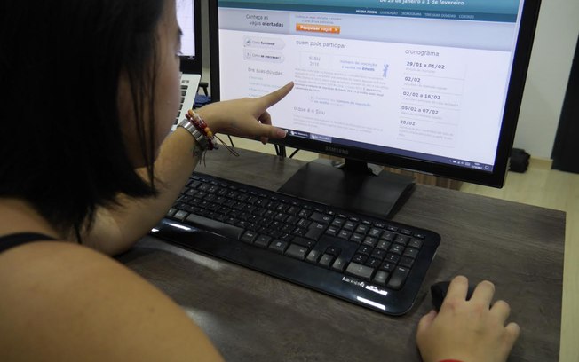 Começa prazo para selecionados no Fies realizarem cadastro de informações