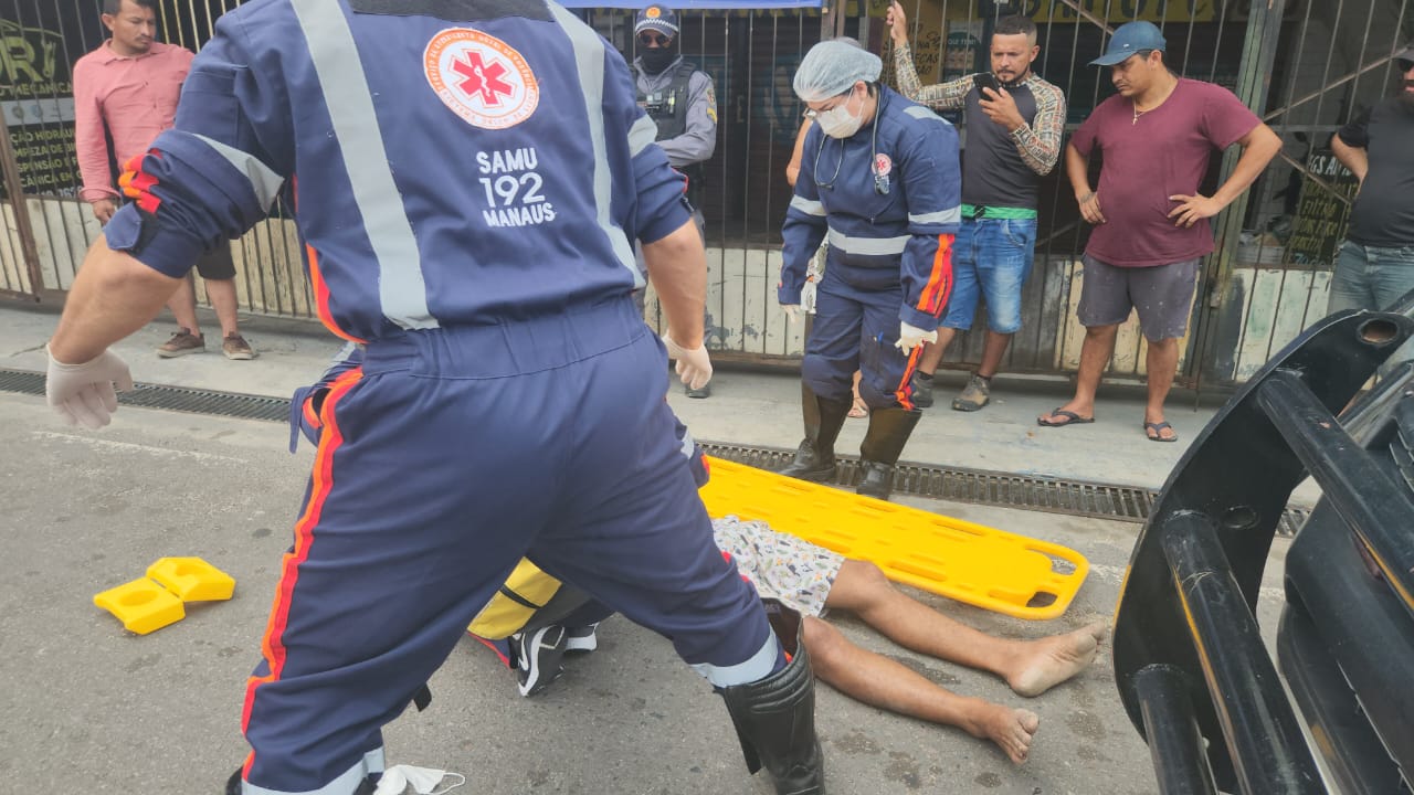 Suspeito de aliciar menino de 7 anos é espancado por moradores em Manaus