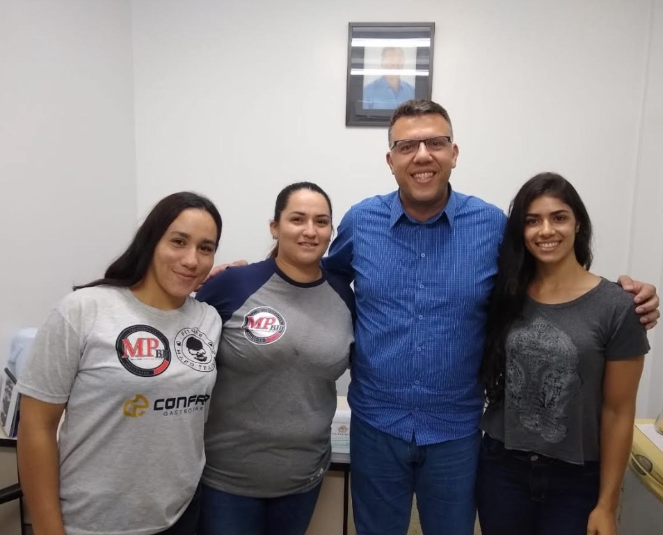 Lutadoras representam Amazonas em Campeonato Brasileiro de Jiu-Jitsu