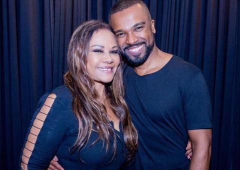 Mãe de Alexandre Pires é detida por ‘gato’ de energia