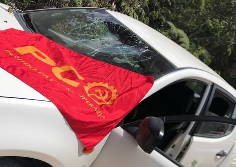 Manifestantes do MST e PCO atacam ministro do Meio Ambiente 