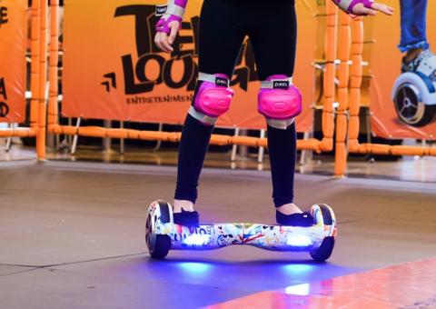 Pista de Hoverboard é atração em shopping da Zona Leste
