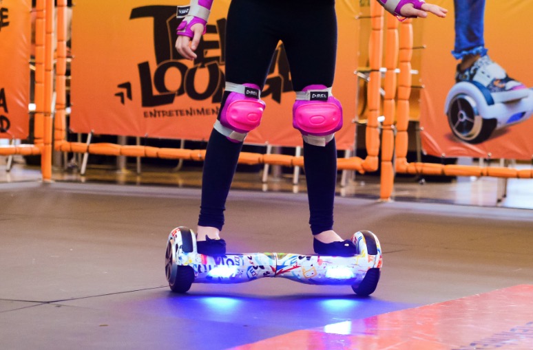 Pista de Hoverboard é atração em shopping da Zona Leste