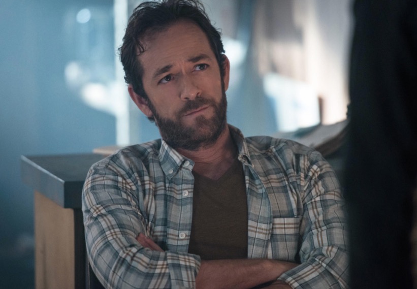 Ator de ‘Riverdale’, Luke Perry sofre AVC e é internado