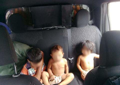 Para ir à festa, mãe tranca bebês doentes e com fome dentro de casa em Manaus