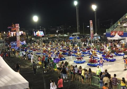 Segunda noite de desfiles no Sambódromo reúne escolas dos Grupos de Acesso A e B