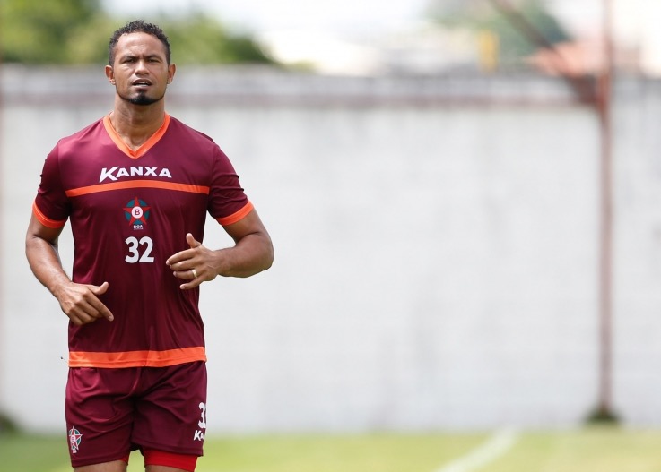 Desembargador veta transferência do goleiro Bruno