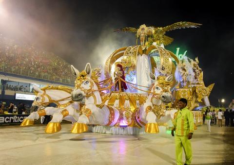 Escolas de samba recebem apoio financeiro da Prefeitura de Manaus