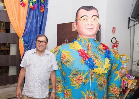 Bloco do Axerito esquenta o sábado de carnaval em Manaus