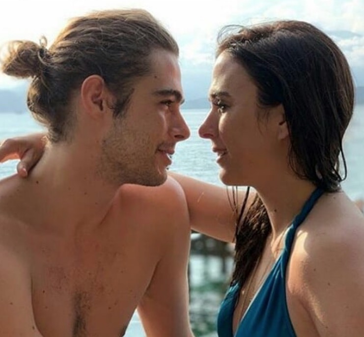 Tatá Werneck confirma gravidez com deslocamento na placenta