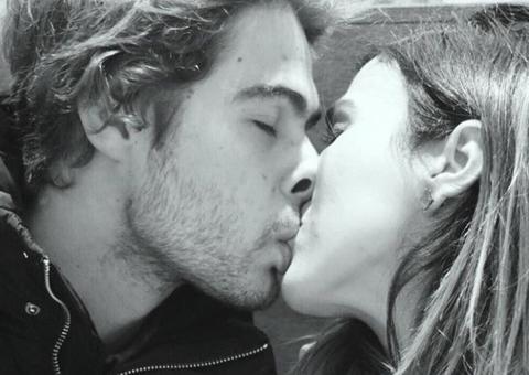 Grávida, Tatá Werneck se declara para Rafa Vitti: 'que sorte a minha'