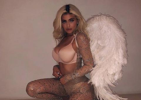  Kylie Jenner descobre traição de Travis Scott, pai da sua filha