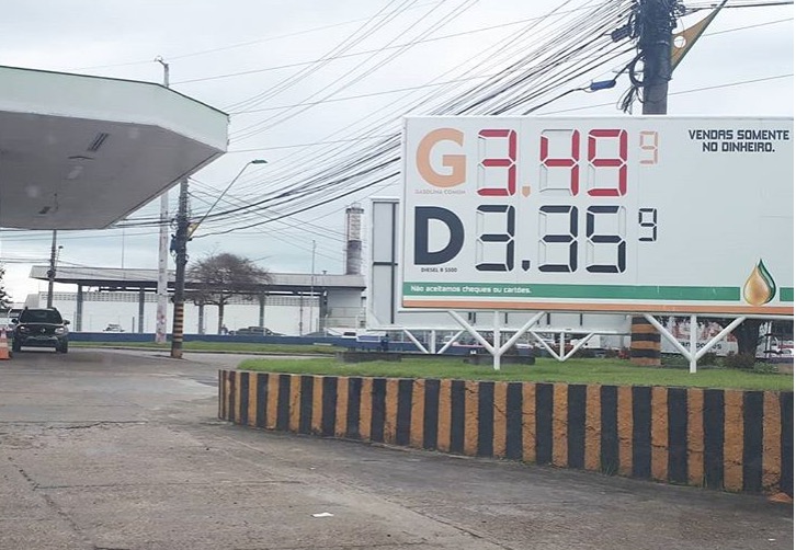Procon encontra gasolina comum entre R$ 3,59 e R$ 3,99 em Manaus