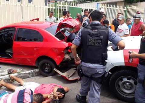 Perseguição termina com três bandidos presos após arrastão em Manaus