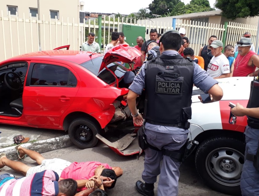 Perseguição termina com três bandidos presos após arrastão em Manaus