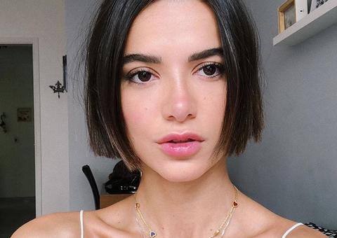 Em Paris, Manu Gavassi radicaliza no visual: 'nunca me senti tão linda'