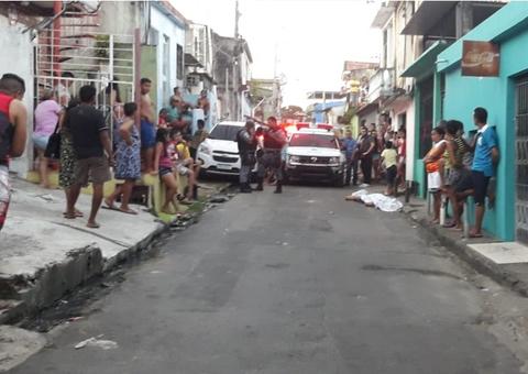 Jovem é executado com 11 tiros por atiradores misteriosos em Manaus