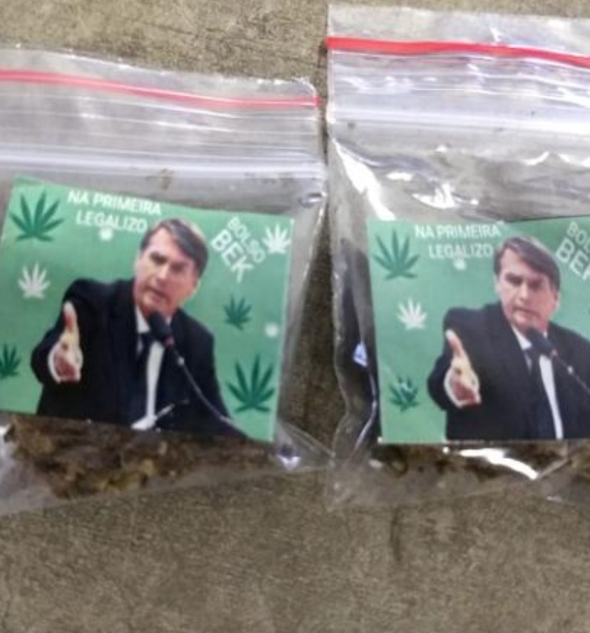 Jovem é detido por trafico de 'BolsoBek', maconha com fotos de Bolsonaro
