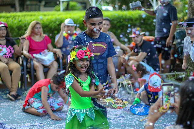 Bailinho e concurso de fantasias marcam o carnaval infantil do Parque da Criança