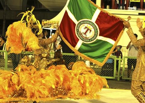 Saiba quem são os vencedores dos Grupos B e C do carnaval de Manaus