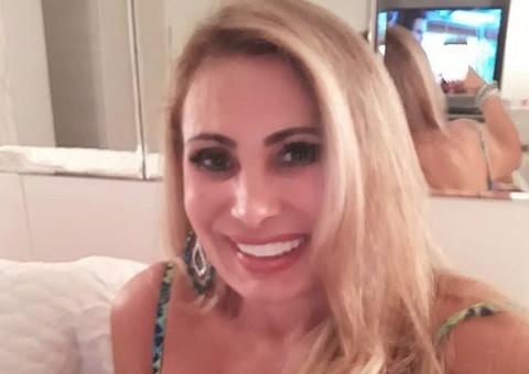 “Festejava num dia e no outro caía em tristeza”, diz Ângela Bismarchi sobre carnaval 